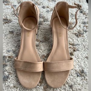 Chase & Chloe strap heel shoe.